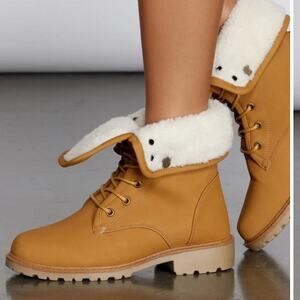 Unbranded Tan Faux Fur Foldover Winter Combat Boots Lace-Up Ankle Booties Size 9
